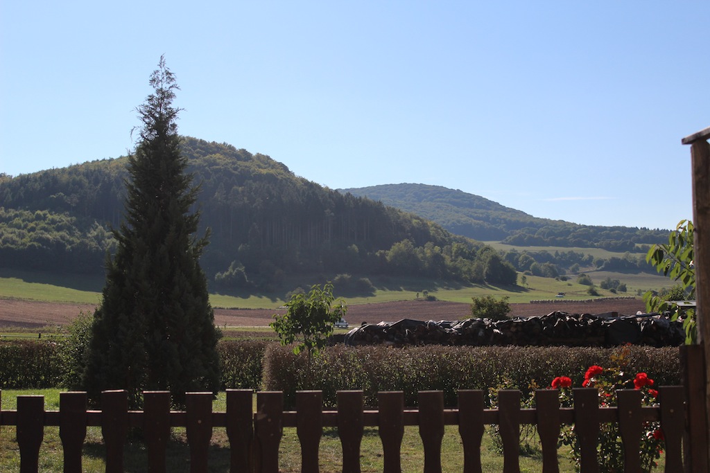 Rhön bei Dermbach - Blick vom Landhotel zum Baier